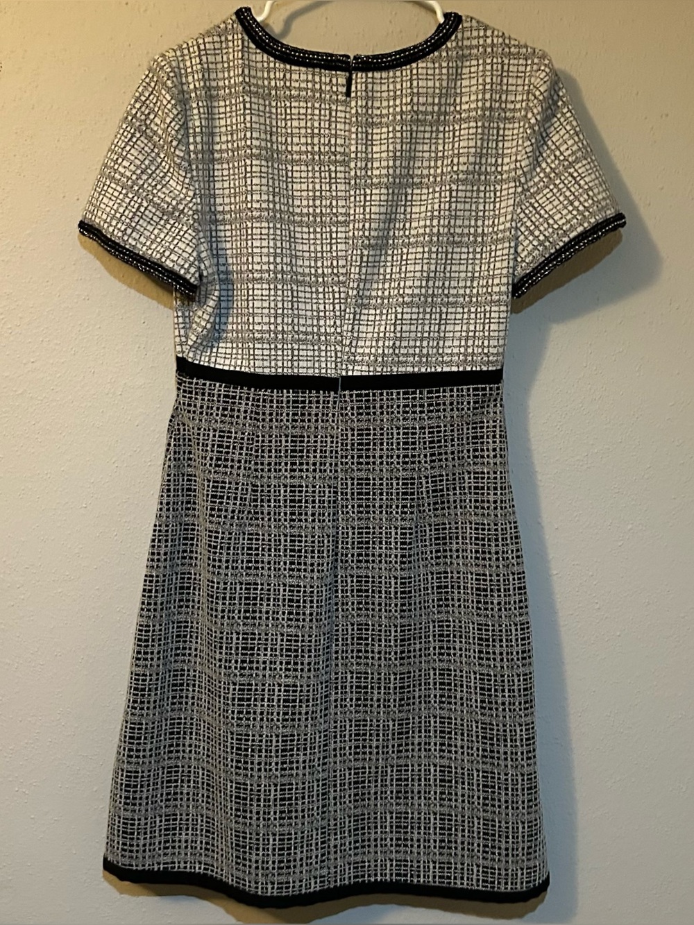 Karl Lagerfeld Paris Tweed Sheath Dress Size 12 - Picture 2 of 5